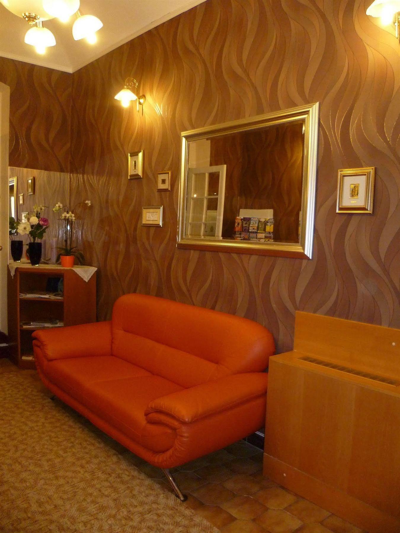 Aladin Praha Hotel Bagian luar foto